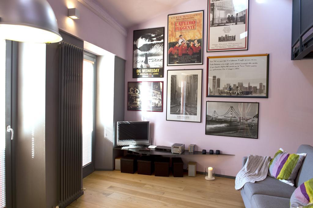 Casa Rossa - Bymyhomeincomo Черноббио Номер фото