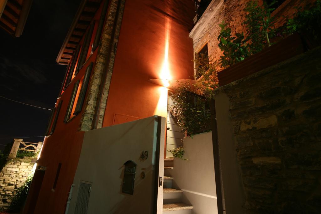 Casa Rossa - Bymyhomeincomo Черноббио Номер фото